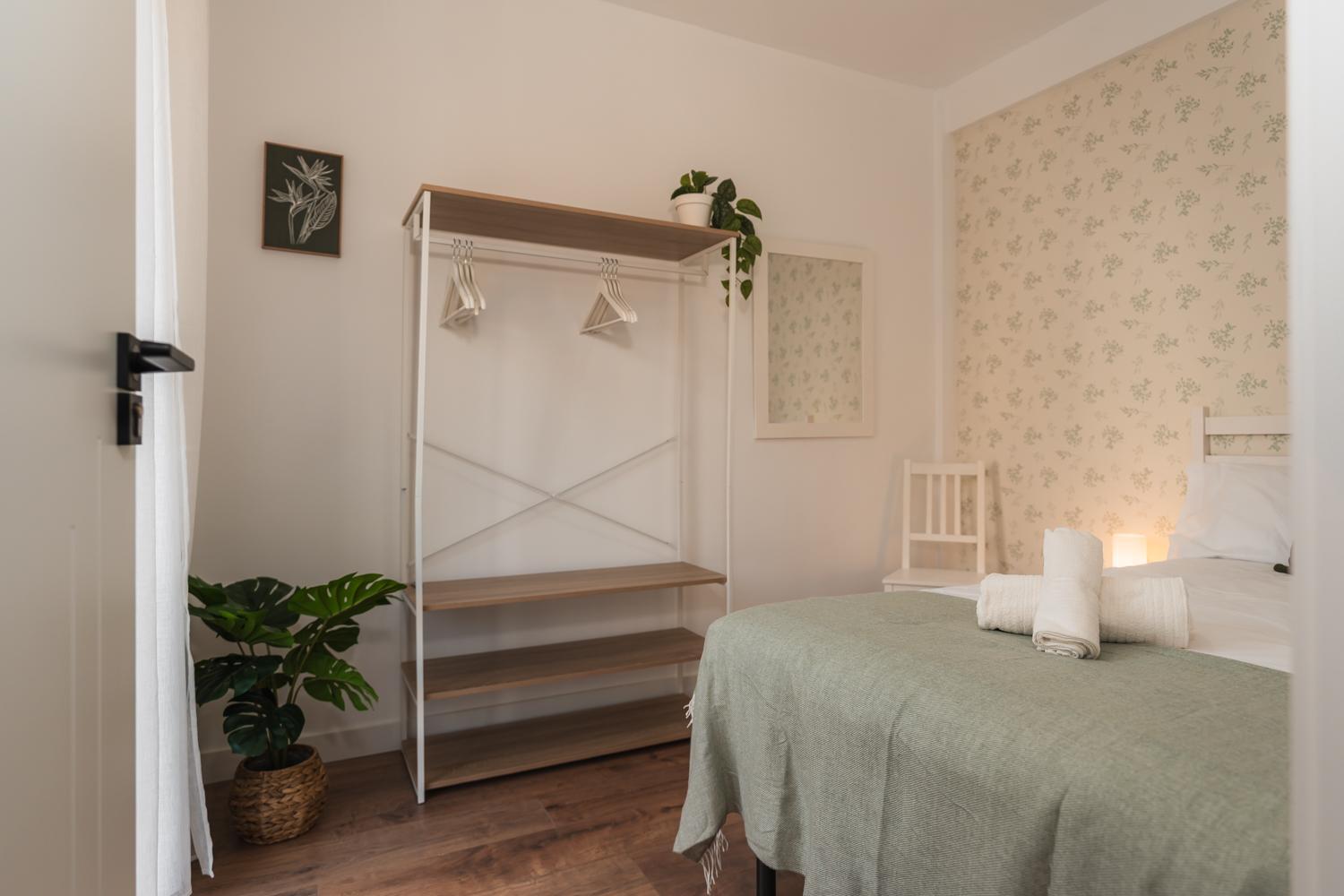 Tuguest Placeta Silleria Granada